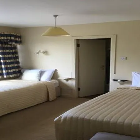 Fern Rock Bed and breakfast 3*
