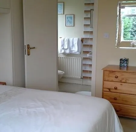 Fern Rock Bed and breakfast 3*